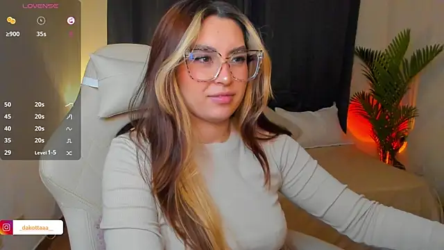 dakottaa_ webcam