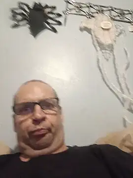fastesttongue1680 webcam