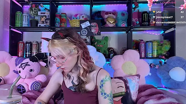 _Devill_Baby webcam