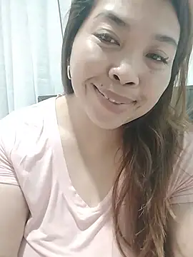 Pinaydreamer18 webcam