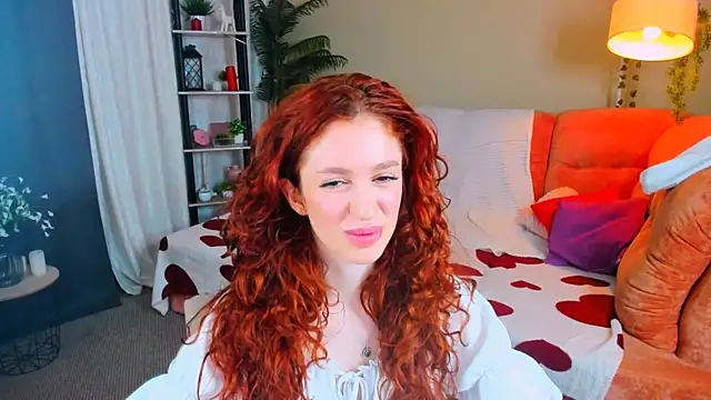 ChristinaConteeree webcam