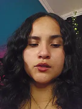 IncognitoLive1 webcam