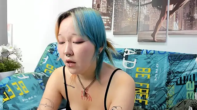 Cute__Kiko webcam