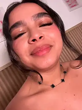 SofiBlossom_ webcam