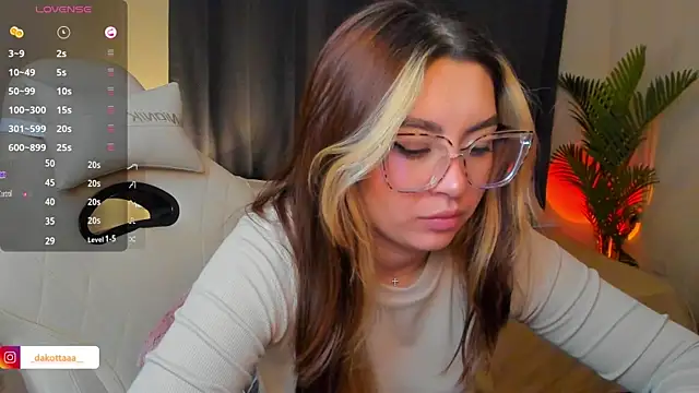 dakottaa_
