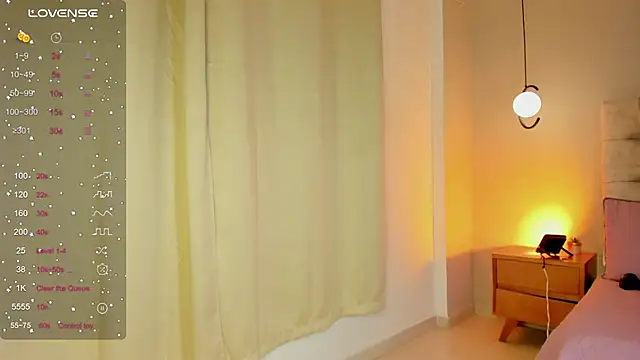 Naomy9_ webcam