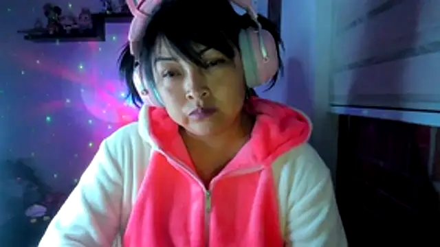 Shaddycute_ webcam