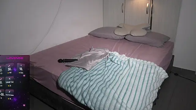 Paradise_boy__ webcam