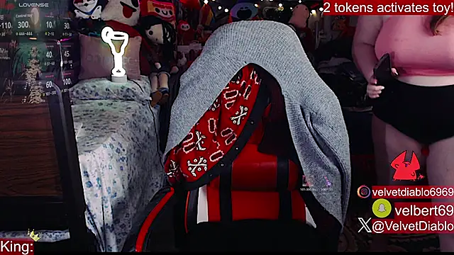 VelvetDiablo webcam