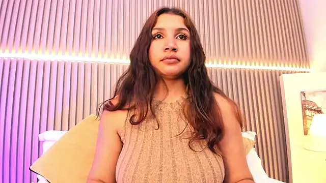 Victoria_Rosee webcam