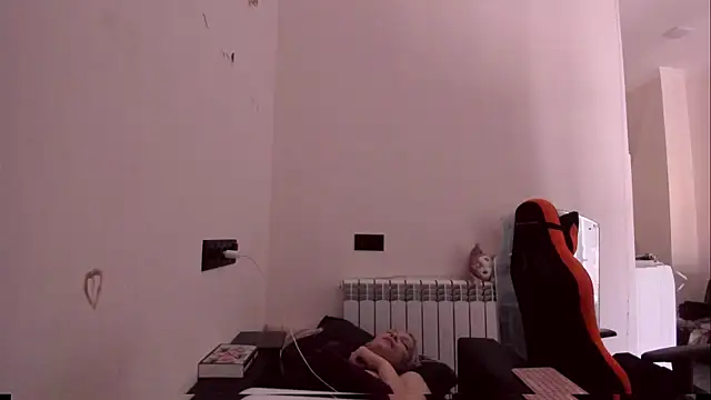 Lyricca webcam
