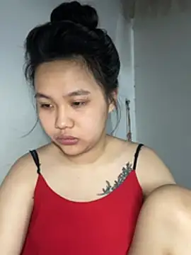 Almira6868 webcam