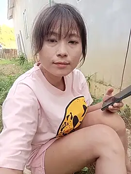 Linda-yiyi webcam