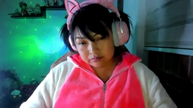 Shaddycute_ webcam