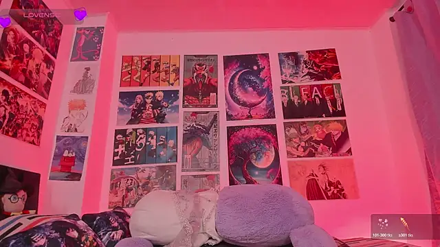 MissCurvyTop webcam