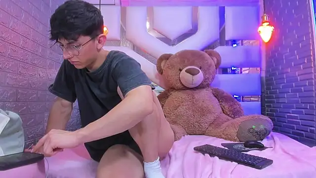 ElanGiraldo webcam