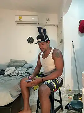 bigdick211292 webcam