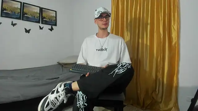 Vlad__night webcam