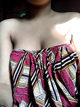 tina2005 webcam