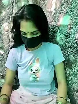 Your_Sweety43 live cam on StripChat