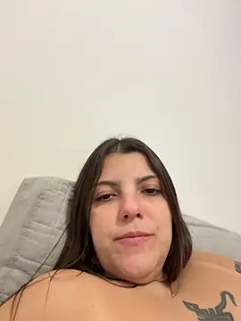 lilylovelesss - Lilylovelesss's free webcam - UK Sex Cams
