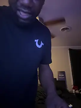 yaboiyo1 - Yaboiyo1's free webcam - UK Sex Cams