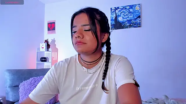 Shophie_thoopson webcam