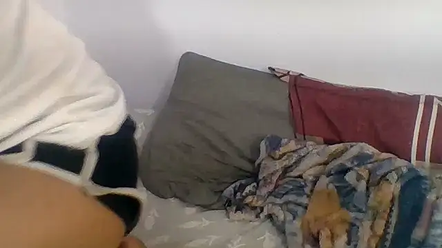 Ritu_Raj0 webcam