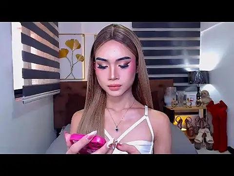 JuicyCockThea webcam