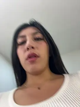 MiaJones21 🔷 live online stream