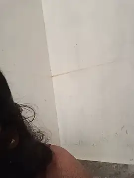 Desi_Couple_P live cam on StripChat