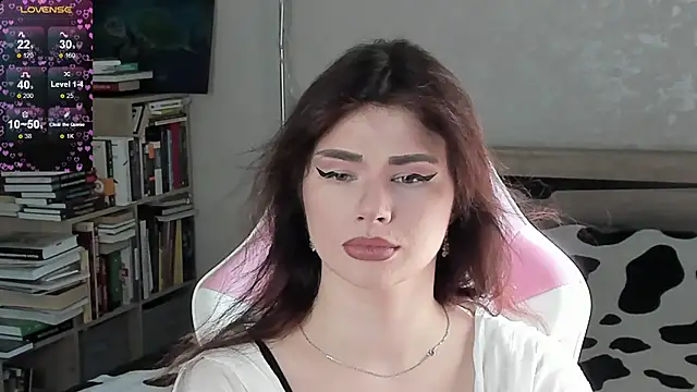bbJ_one live cam on StripChat