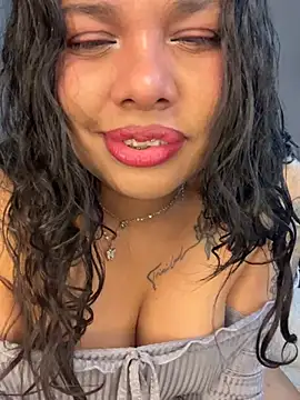Rashell1_Queen webcam