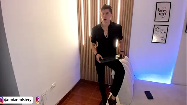 Dorianmistery2322_ webcam