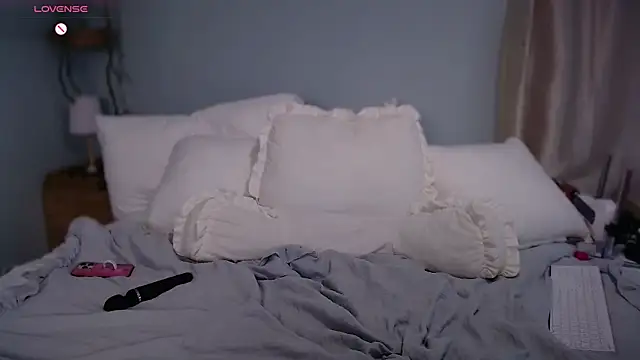 WickedWifeXO webcam