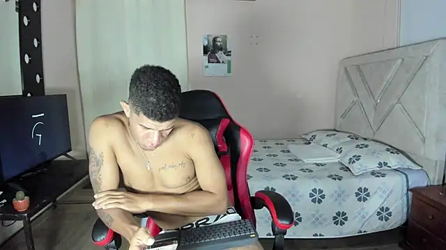 Toptony22 webcam