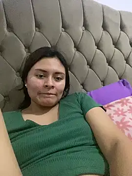 Debora9703 webcam