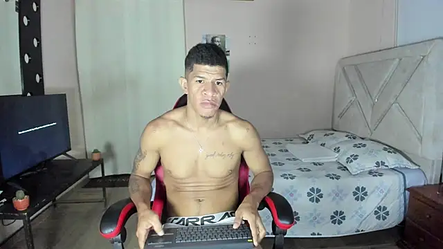 Toptony22 webcam