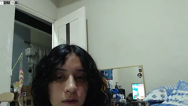 AlinaWoolf_ webcam