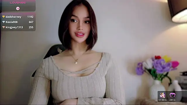 Anna_HollyDoll webcam