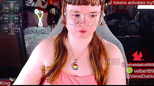 VelvetDiablo webcam