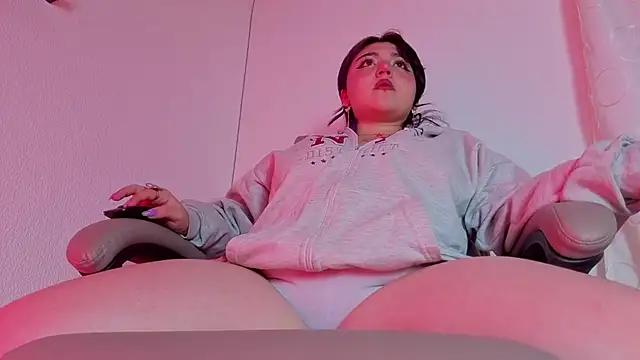 Blueberry_gothic webcam