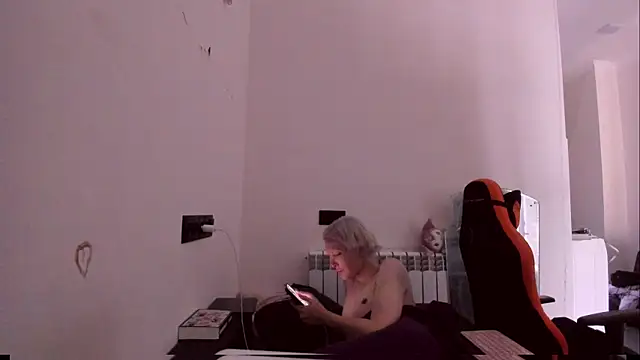 Lyricca webcam