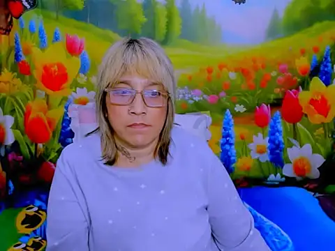 indianroxy webcam