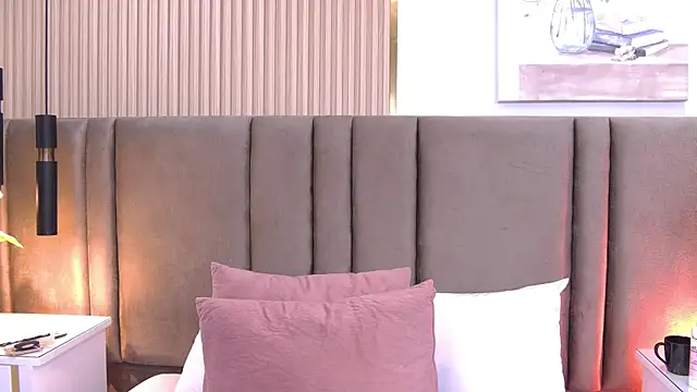 SaraLugo live cam