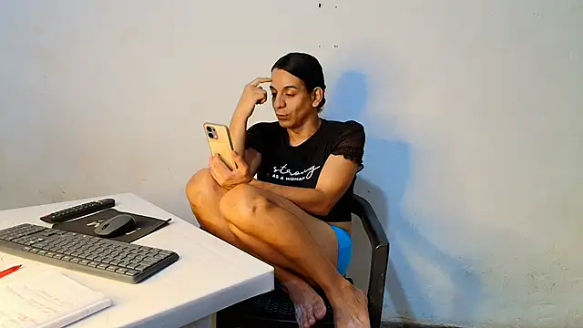 Oh_Tique webcam