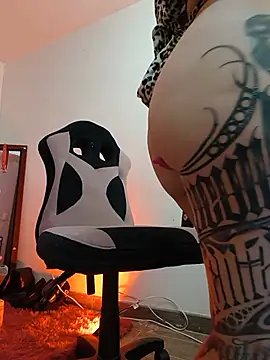 Nyxie8 live cam on StripChat