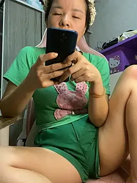 Ivy_Trix2 webcam