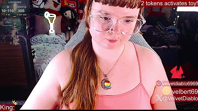 VelvetDiablo webcam