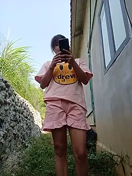 Linda-yiyi webcam
